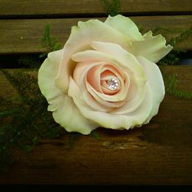 fwthumb15 peach  rose buttonhole 5.95.jpg